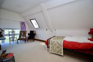 Bedroom- click for photo gallery